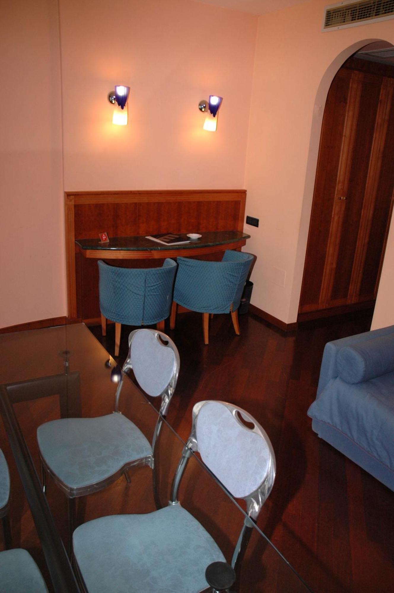 Hotel Michelangelo Palace Terni Camera foto