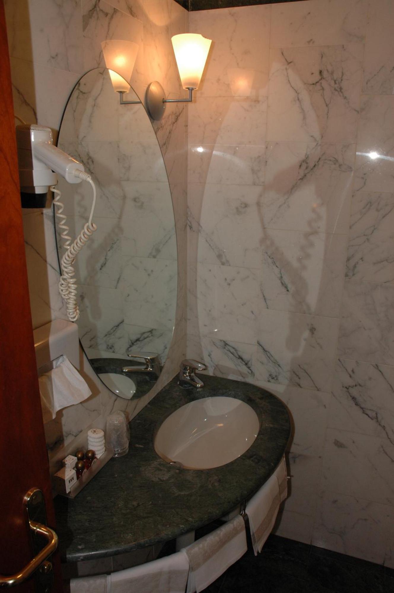 Hotel Michelangelo Palace Terni Camera foto