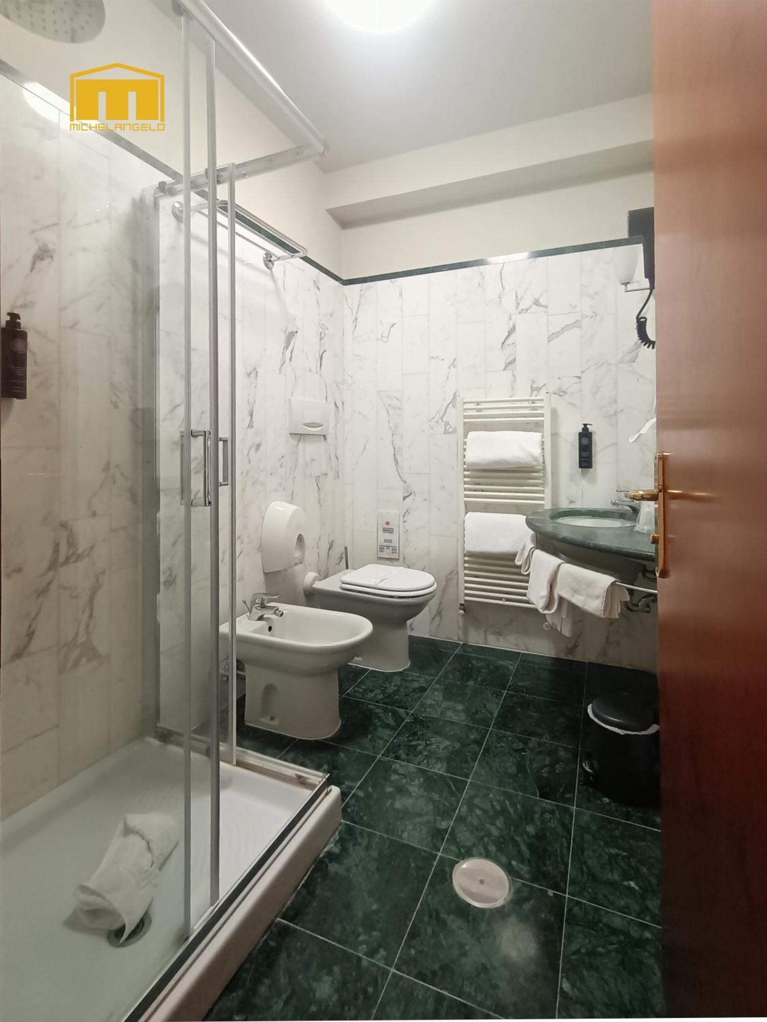Hotel Michelangelo Palace Terni Esterno foto