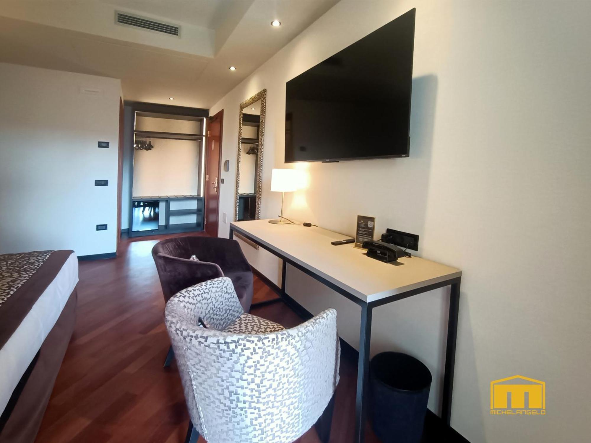 Hotel Michelangelo Palace Terni Esterno foto
